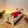Lit simple personnalisable pour lutin farceur, vue 2