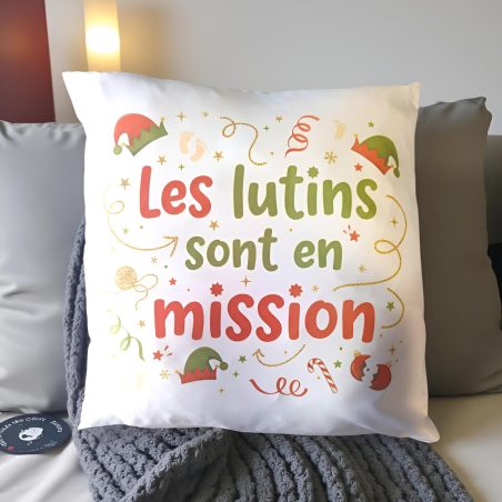 Coussin "Les lutins sont en mission" – 40x40 cm